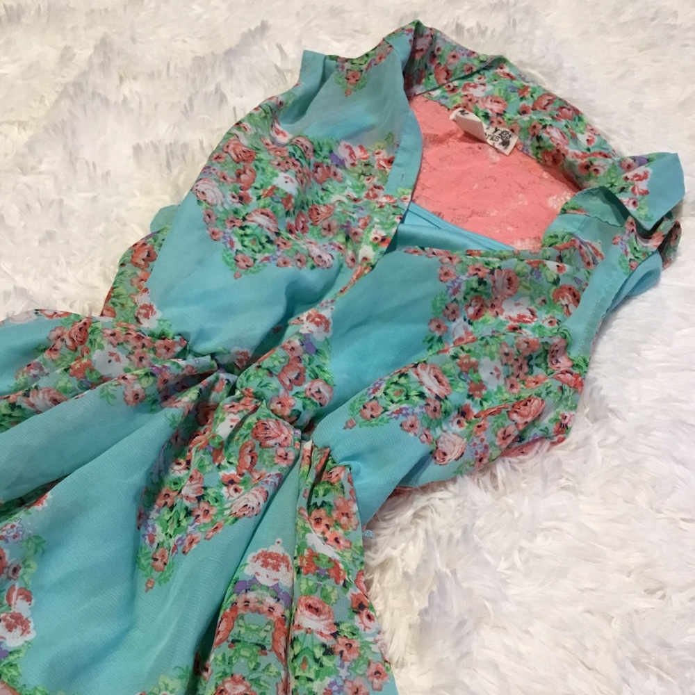 Sleeveless Floral Dress